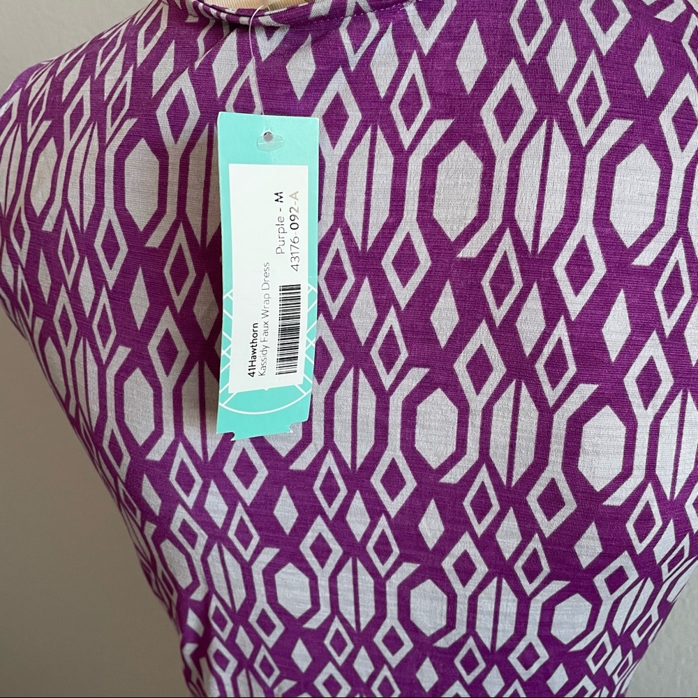 NWT faux wrap dress - Picture 6 of 8